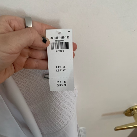 [M] NWT - ABERCROMBIE & FITCH asymmetrical one-shoulder top - Picture 7 of 7